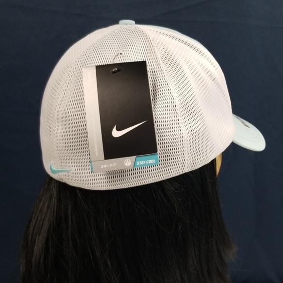 Nike Unisex Hat. - Picture 2 of 5